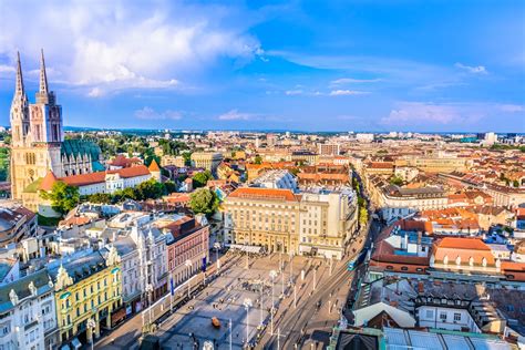 Zagreb City Guide .